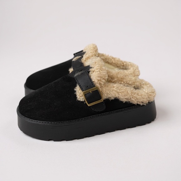 Cozy Tan Fur-Lined Slip-On Ankle Boots Size 8 - Picture 6 of 8